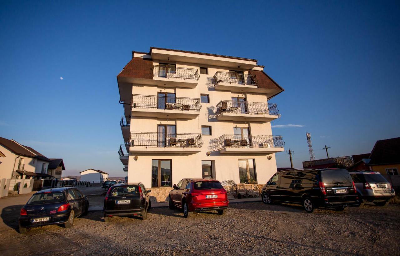 Sara, Alba Alba Iulia Exteriér fotografie